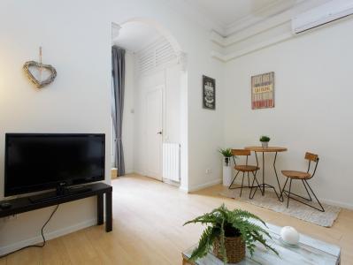 Appartamento in Affitto a breve termine a Barcelona Napols - Consell De Cent