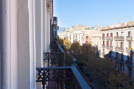 Appartement te huur in Barcelona Muntaner - Gran Via (only For 1 Month)