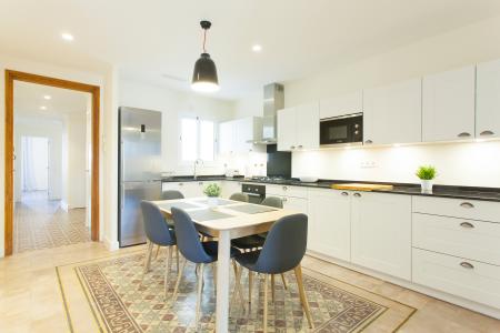 Appartement te huur in Barcelona Muntaner - Gran Via (only For 1 Month)