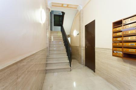 Appartement te huur in Barcelona Muntaner - Gran Via (only For 1 Month)