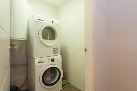 Appartement te huur in Barcelona Buenos Aires- Villarroel (special Conditions)