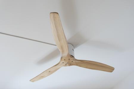 Apartamento moderno e luminoso na rua General Álvarez de Castro