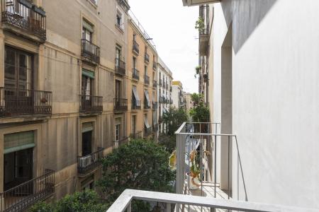 Apartamento moderno e luminoso na rua General Álvarez de Castro