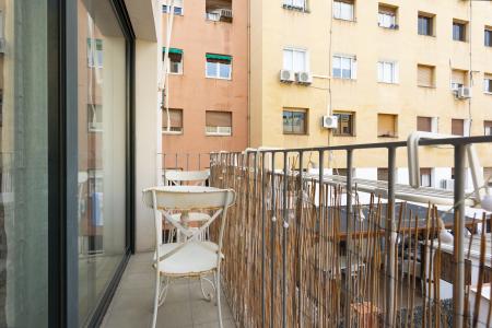 Apartamento moderno e luminoso na rua General Álvarez de Castro