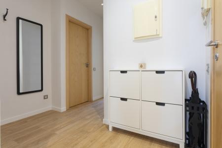 Apartamento moderno e luminoso na rua General Álvarez de Castro