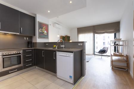 Apartamento moderno e luminoso na rua General Álvarez de Castro