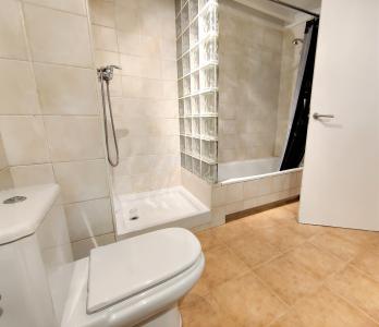 Dúplex in Affitto a Barcelona Larrard - Rambla Mercedes (precio Alarma Incluida)