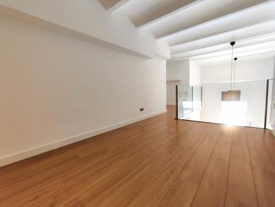 Dúplex in Affitto a Barcelona Larrard - Rambla Mercedes (precio Alarma Incluida)