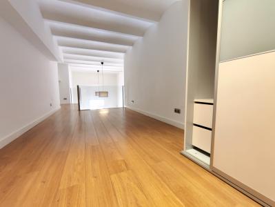 Dúplex in Affitto a Barcelona Larrard - Rambla Mercedes (precio Alarma Incluida)