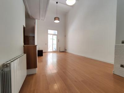 Dúplex in Affitto a Barcelona Larrard - Rambla Mercedes (precio Alarma Incluida)