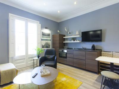 Wohnung zur Kurzfristige Vermietung in Barcelona Arago - Pau Claris