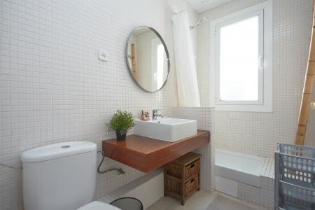 Appartamento con grande e accogliente terrazza