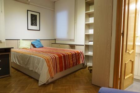 Appartement te huur in Barcelona Avinguda De Roma- Entença