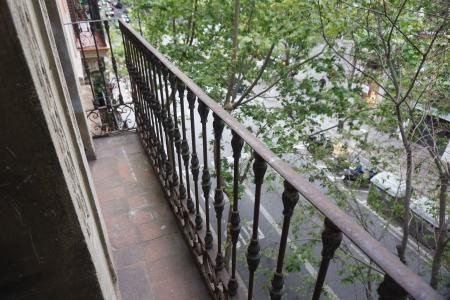 Pis en Lloguer a Barcelona València - Sardenya