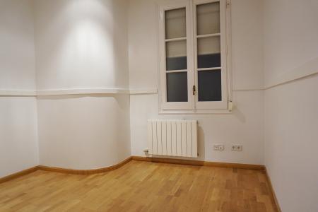 Appartement te huur in Barcelona Paris - Casanova