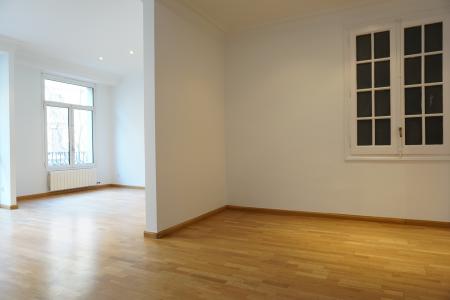 Appartement te huur in Barcelona Paris - Casanova
