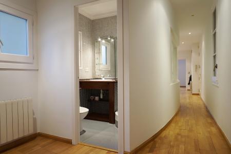 Appartement te huur in Barcelona Paris - Casanova