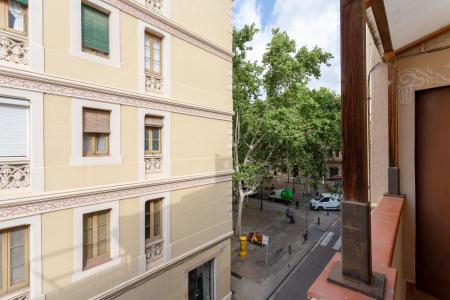 Appartement te huur in Barcelona Torrent De Les Flors - Plaça Rovira