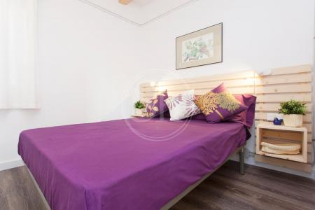 Moderno piso de alquiler en calle Sitges - Plaza Universitat