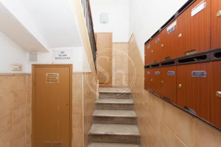 Moderno piso de alquiler en calle Sitges - Plaza Universitat