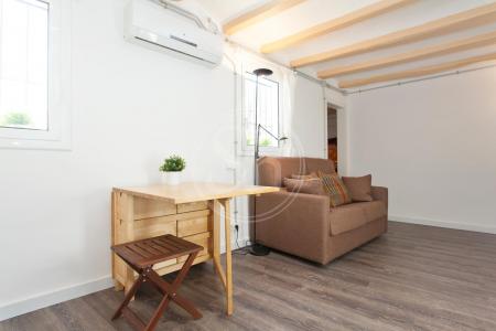 Moderno piso de alquiler en calle Sitges - Plaza Universitat