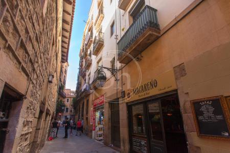 Moderno piso de alquiler en calle Sitges - Plaza Universitat