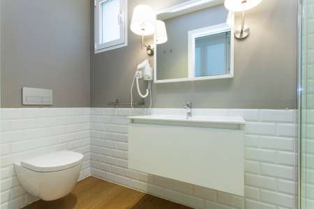Appartamento con balcone in affitto in via Villarroel