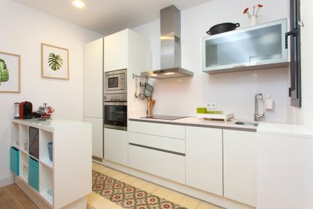 Alquiler ático en calle Comte Urgell con Valencia