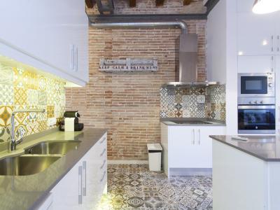 Квартира в Кратковременная аренда в Barcelona Fontanella - Plaza Catalunya