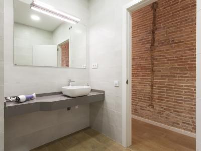 Квартира в Кратковременная аренда в Barcelona Fontanella - Plaza Catalunya