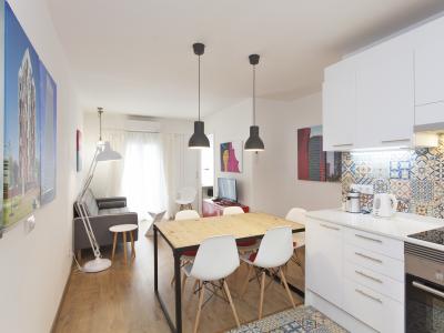 APPARTEMENT TE KORTE TERMIJN HUREN DICHT BIJ EXPOSITIE CENTRUM VAN BARCELONA