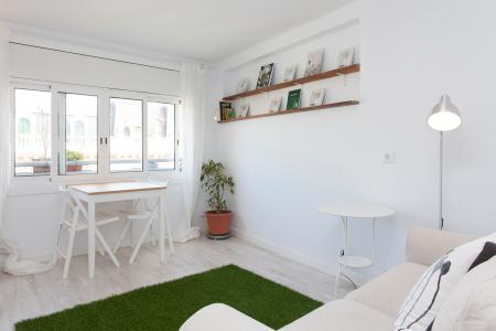 Appartement te huur in Barcelona Casp - Passeig Sant Joan