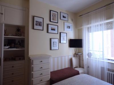 Apartment for Rent in Madrid Santa Engracia - Rios Rosas