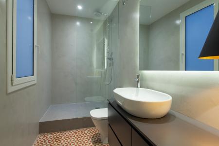 Aluguel de apartamento com 2 dormitórios em Sant Antoni