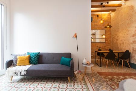 Aluguel de apartamento com 2 dormitórios em Sant Antoni