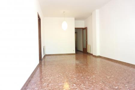 Apartment for Rent in Barcelona Av Paral·lel - Jaume Fabra