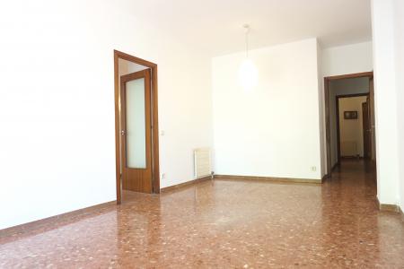 Apartment for Rent in Barcelona Av Paral·lel - Jaume Fabra