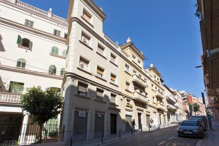Appartement te huur in Barcelona França - Parc De Les Aigües