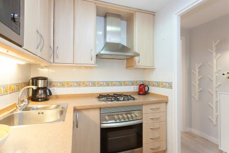 Affittasi appartamento arredato in Radas - Magalhanes