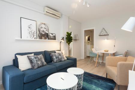 Affittasi appartamento arredato in Radas - Magalhanes