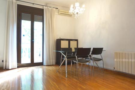 Piso en Alquiler en Barcelona Viladomat - Diputació