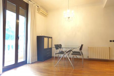 Piso en Alquiler en Barcelona Viladomat - Diputació