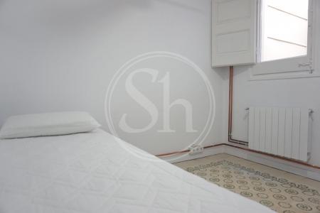 Pis en Lloguer a Barcelona Nàpols - Indùstria