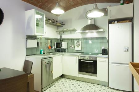 Appartement te huur in Barcelona Sant Gil - Ronda Universitat