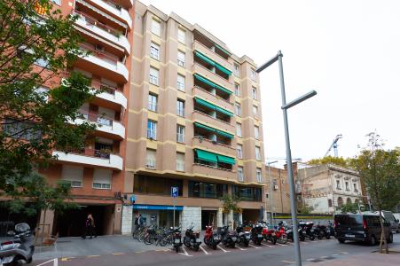 Appartement te huur in Barcelona Ramon Turro - Rambla Poble Nou