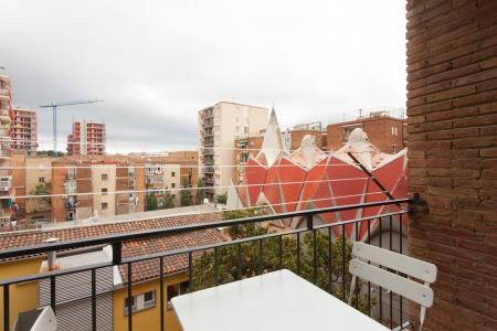 Apartamento familiar para alugar em Constitució - Olzinelles