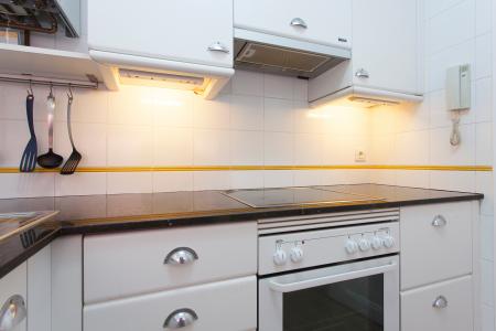 Appartement te huur in Barcelona Calabria - Rossello (min. 6 Months)