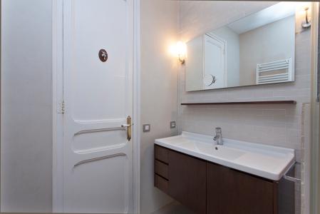 Appartement te huur in Barcelona Calabria - Rossello (min. 6 Months)