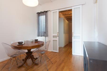Appartement te huur in Barcelona Calabria - Rossello (min. 6 Months)