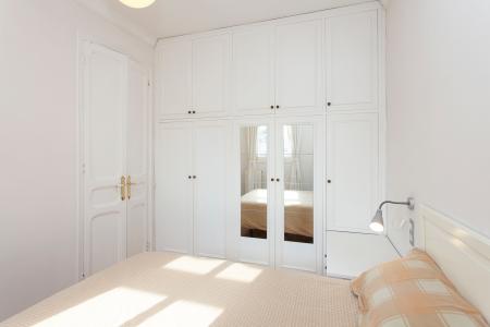 Appartement te huur in Barcelona Calabria - Rossello (min. 6 Months)